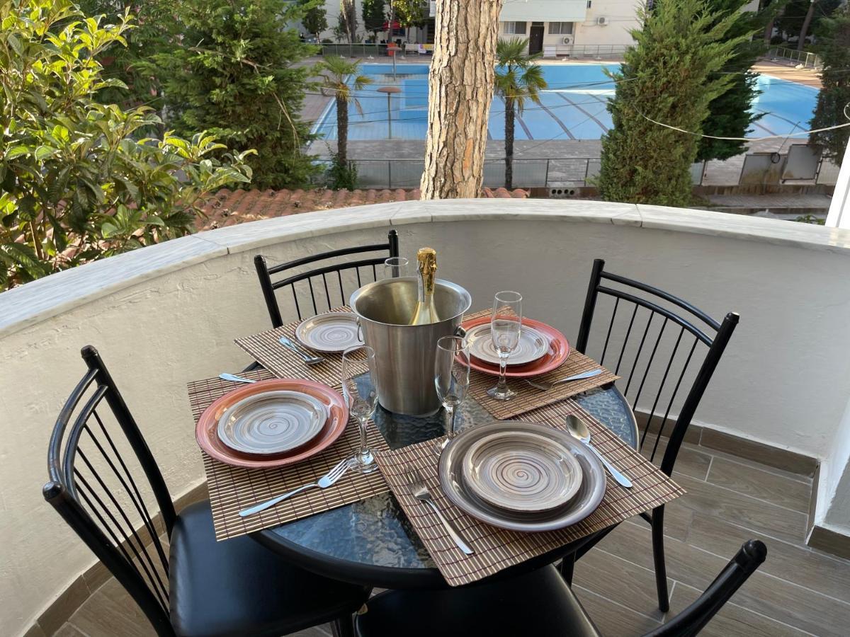 Sunny Hill Apartment Golem (Tirana) Exterior foto